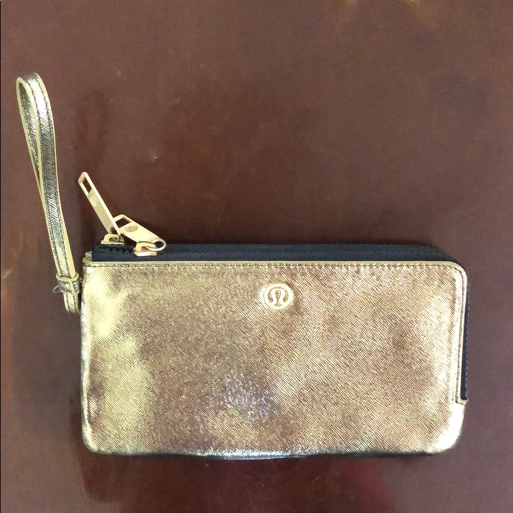 Lululemon Double-Up Pouch. Gold. *Special Edition*
